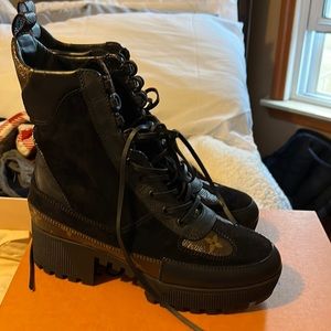 Louie boots